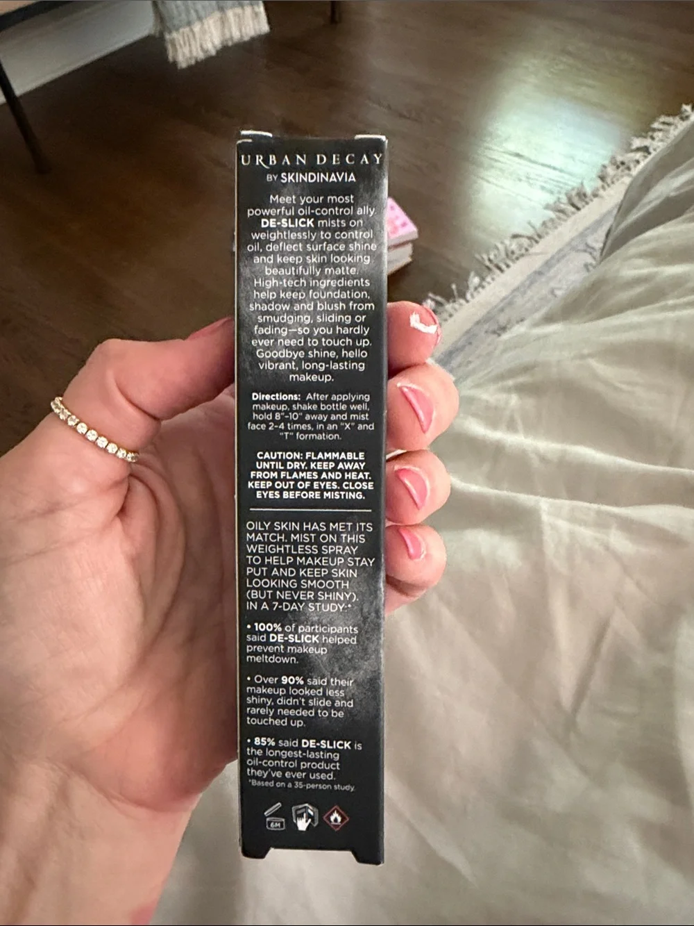 Urban Decay De-Slick Oil Control Makeup Setting Spray